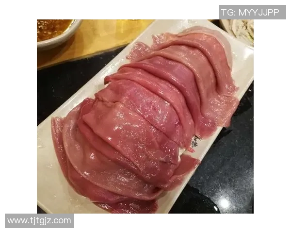 王静的篮球人生：从青涩少女到职业球员的深度对话与成长历程