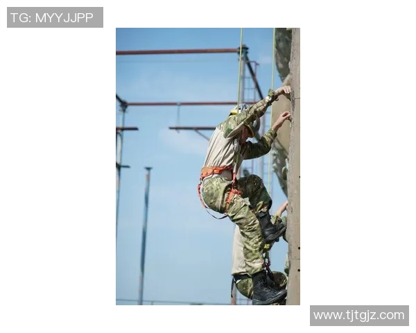 南京攀岩队中路突破革新引领攀岩运动新潮流与新风尚