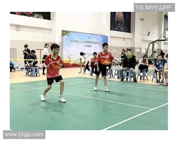 南京羽毛球队创新盯防战术解析与实践成果分享