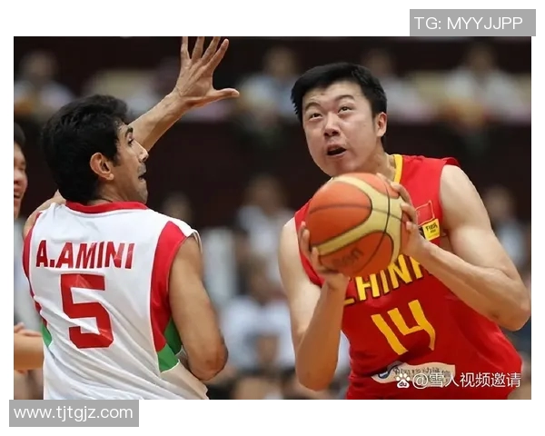 王治郅：从篮球场的巨星到中国篮球的传奇代表，见证中国篮球崛起的奋斗历程