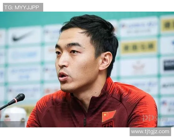 冯潇足球生涯全景回顾与个人成就详细介绍 冯潇足球生涯全景回顾与个人成就详细介绍